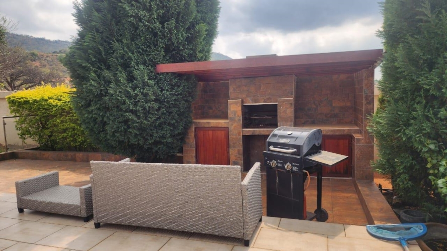 3 Bedroom Property for Sale in Tlhabane North West